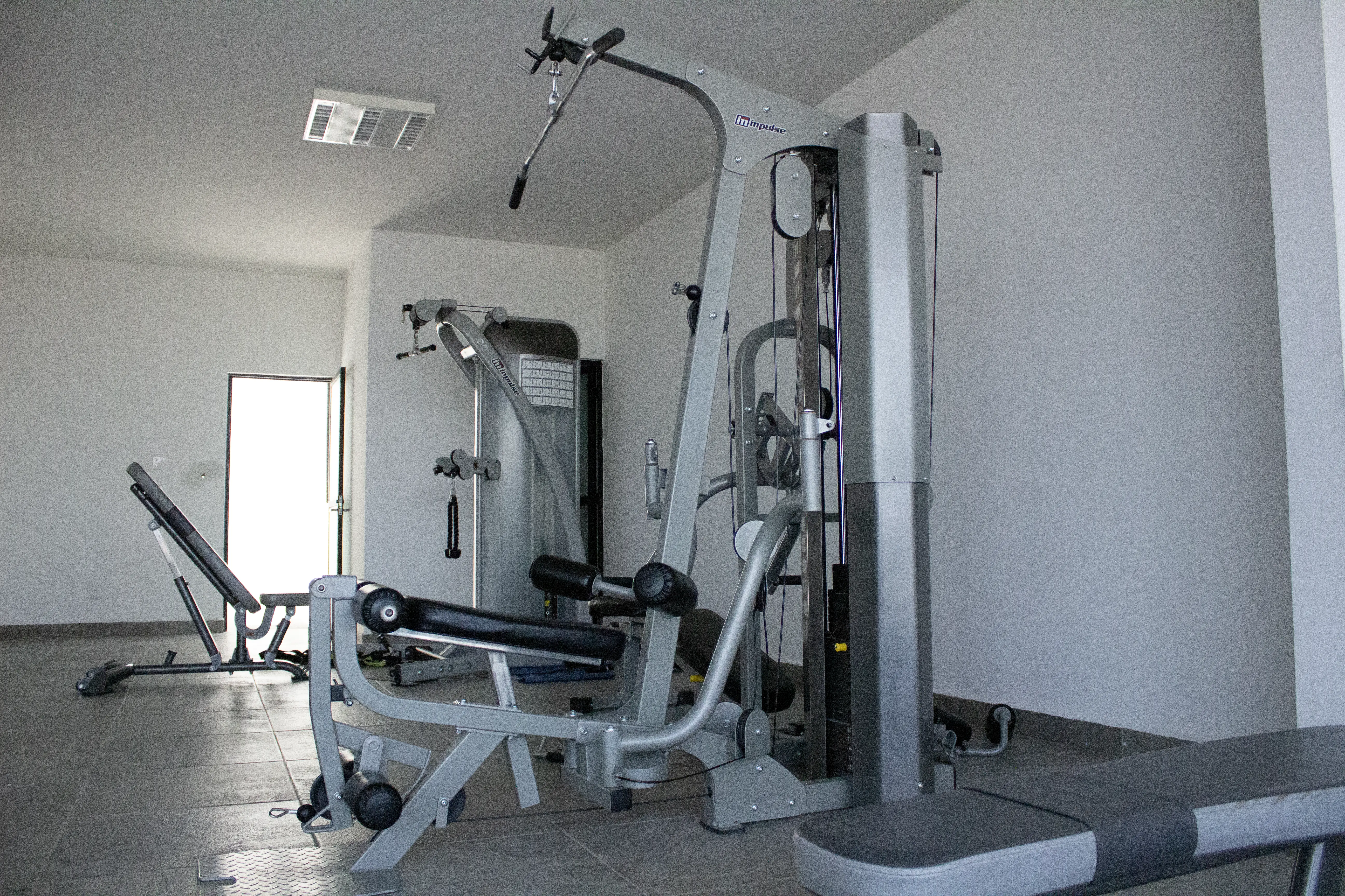 Gimnasio equipado dentro de Privada Azul